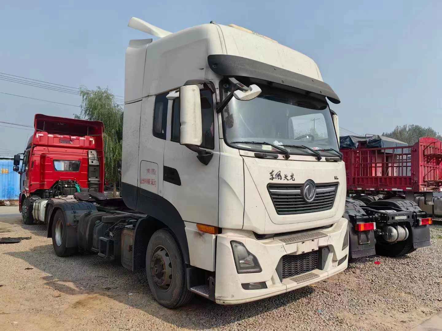 二手东风天龙牵引车